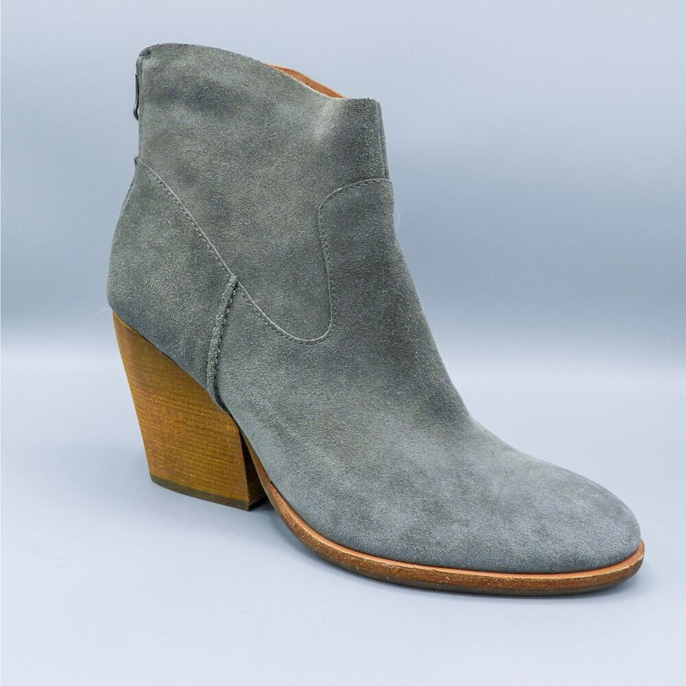 Kork Ease Lapra Western Booties Size 9 Gray Suede Leather Wedge Heel‎ Ankle Zip